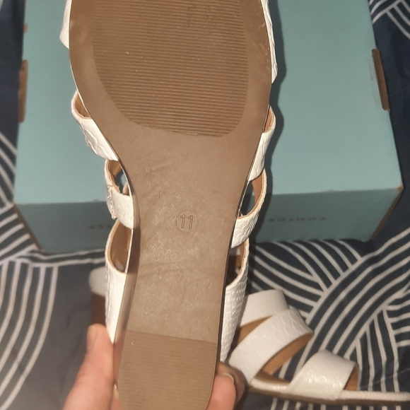 White strappy wedge heels sz 11 - Picture 7 of 7